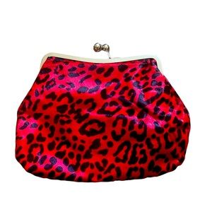 Red leopard clap large bag.